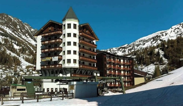 Hotel Adler