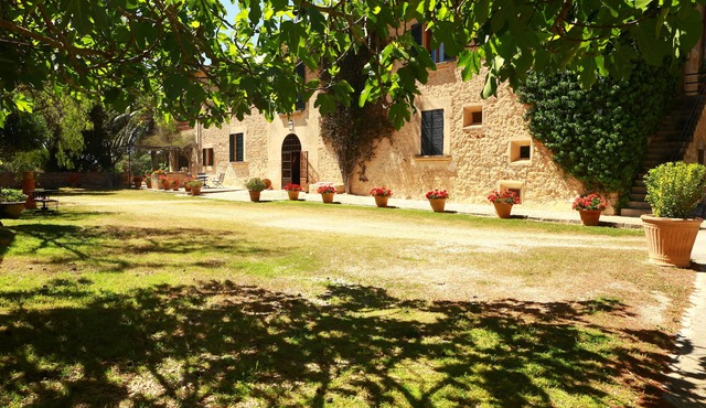 Hotel Agroturismo Possessió Binicomprat