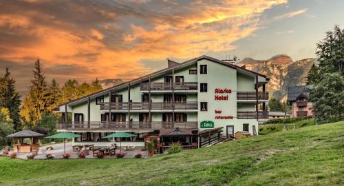 Hotel Alaska