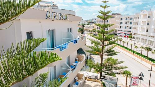 Hotel Alex