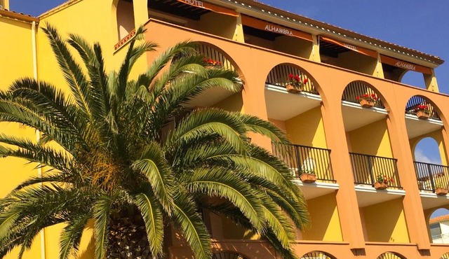 Hotel Alhambra