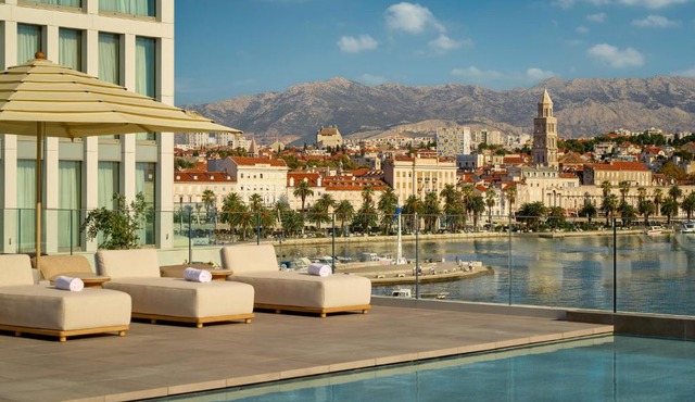 Hotel Ambasador
