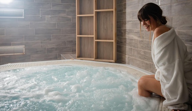 Hotel & Aparthotel Casteau Resort Mons