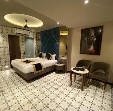 Hotel AR Residency