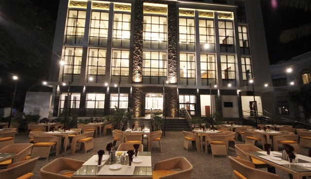 Hotel Aram
