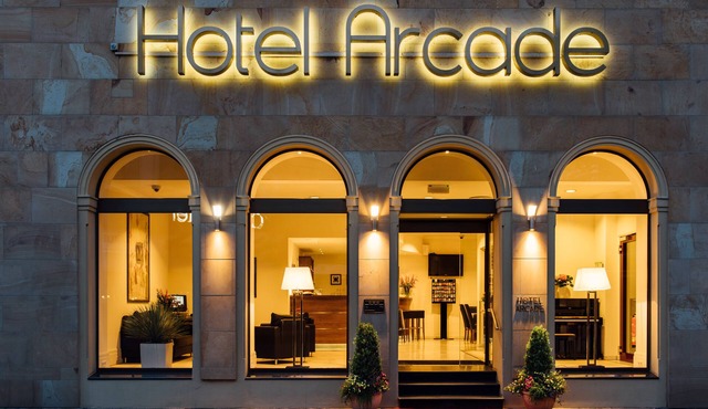 Hotel Arcade
