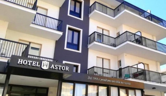 Hotel Astor