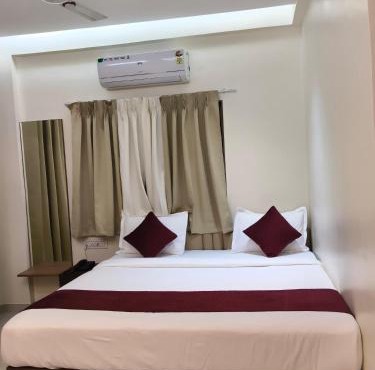 Hotel Atithi Lodging