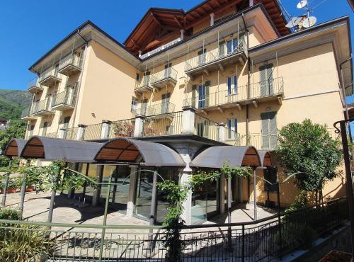 Hotel Azalea