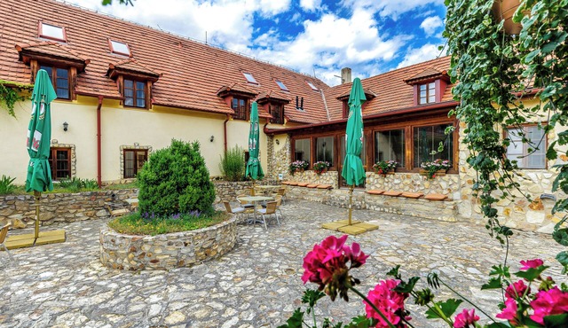 Hotel Bella