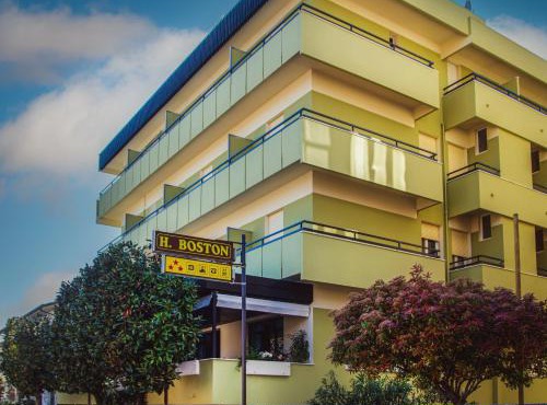 Hotel Boston