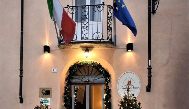 Hotel Boutique Antiche Mura