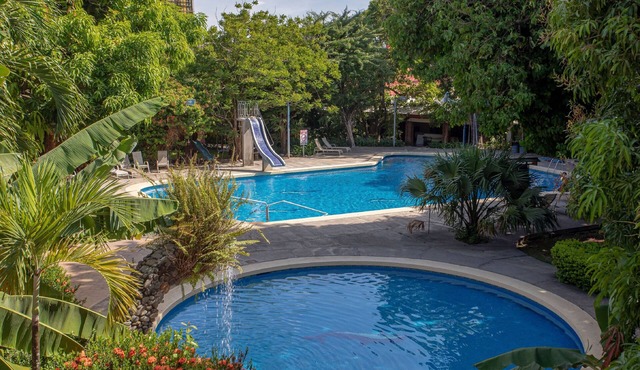 Hotel Boyeros