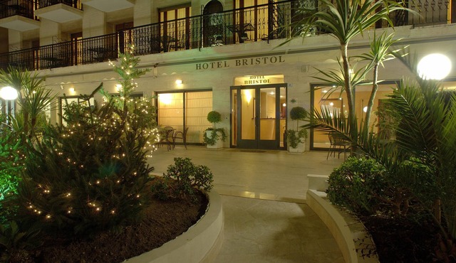 Hotel Bristol