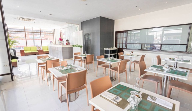 Hotel Canelsa