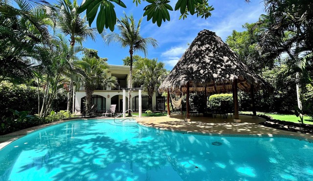 Hotel Cantarana