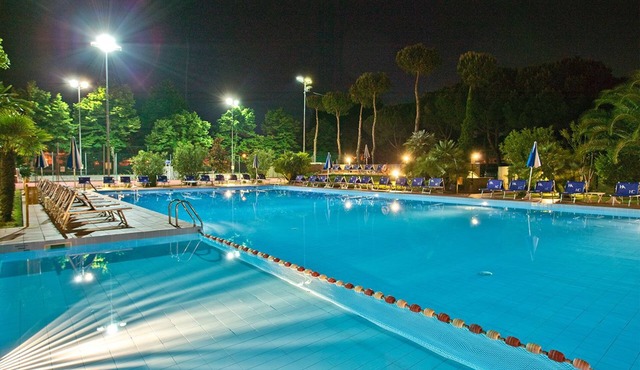 Hotel Caravelle