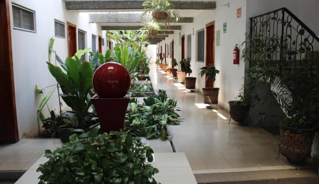 Hotel Casa Blanca