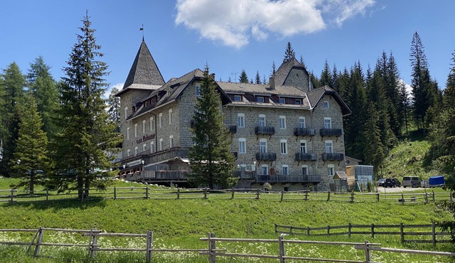Hotel Castel Latemar
