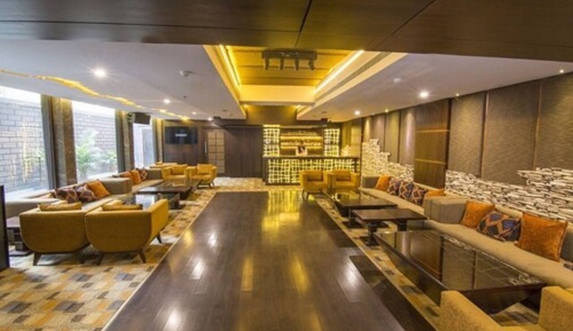 Hotel Centre Point