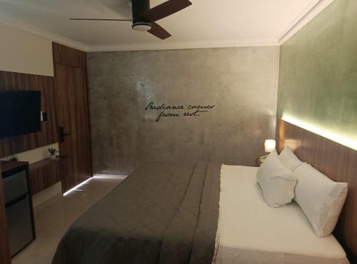 Hotel CEO Group