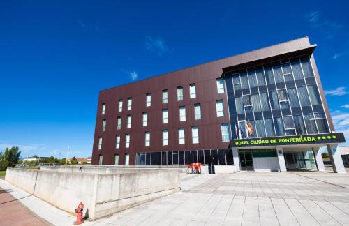 Hotel Ciudad de Ponferrada, Ascend Hotel Collection