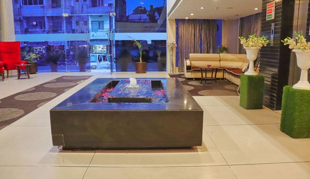 Hotel Clarks Collection Bhavnagar