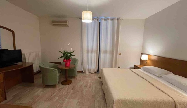 HOTEL CLEMENTI
