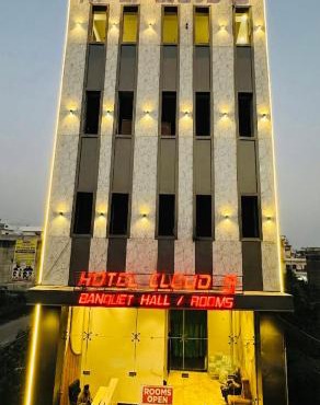 Hotel Cloud 9