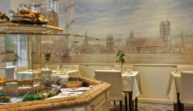 Hotel Condor