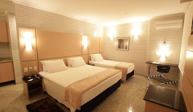 Hotel Confiance Centro Cívico