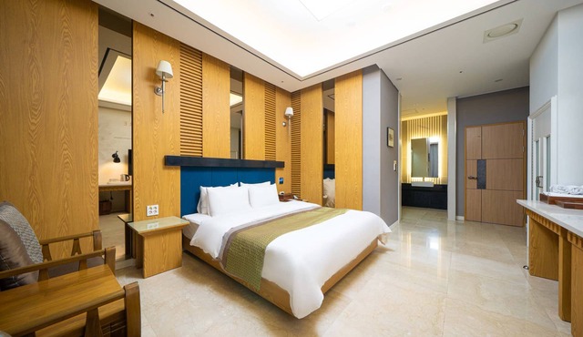 HOTEL CORE
