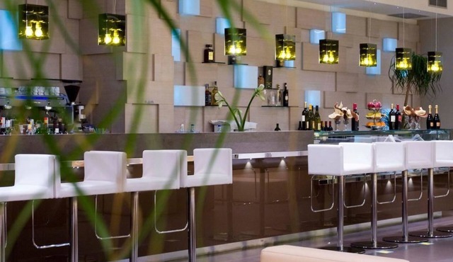 Hotel Cube