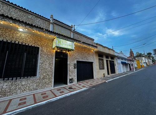 Hotel D'Mares