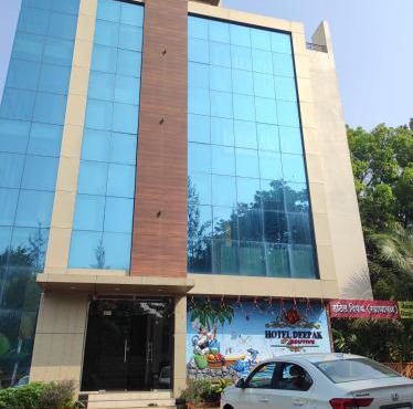 Hotel Deepak Executive, Ganpatipule