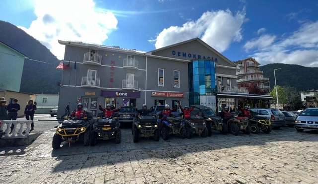 Hotel Demokracia