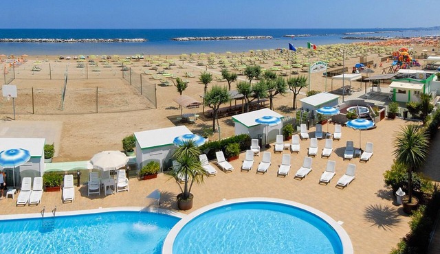Hotel Diana