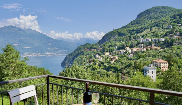 Hotel Diffuso Il Portichetto sulla collina a Vezio Perledo