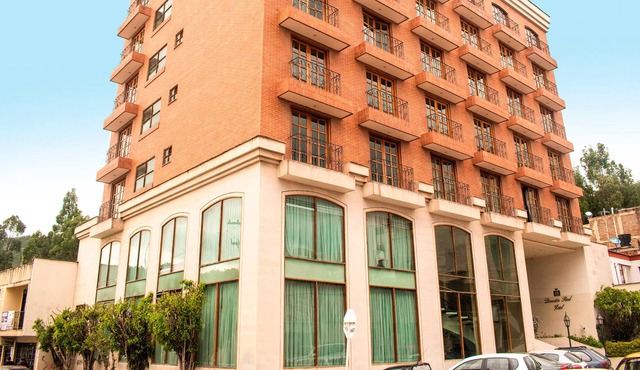 Hotel Dinastia Real