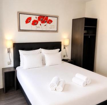 Hotel Douglas