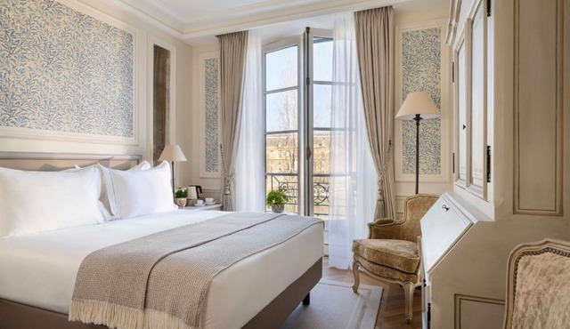 Hotel Du Quai Voltaire