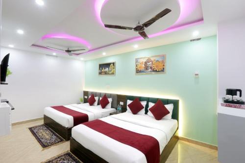 Hotel Dwarkadhish Plaza