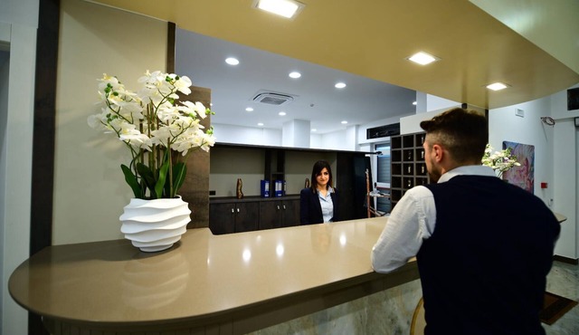 HOTEL EBOLI