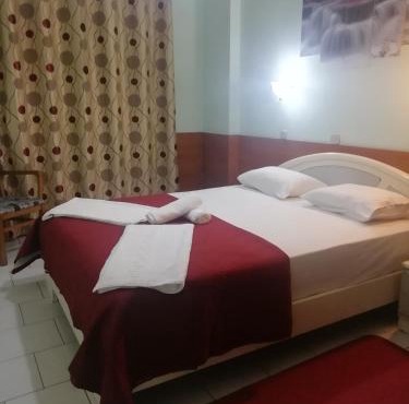 Hotel Elena