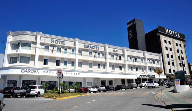 Hotel Emacite Flex