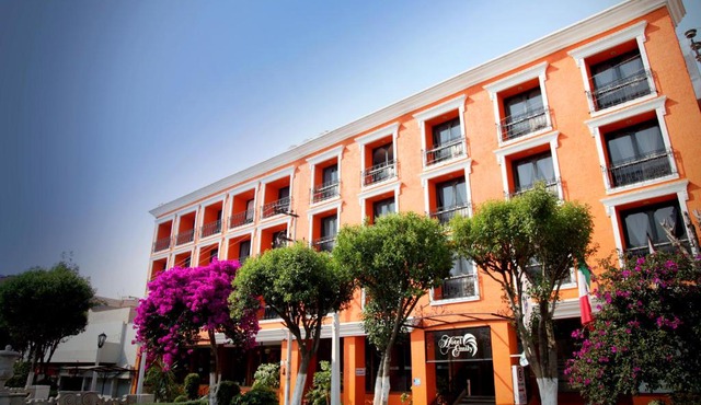 Hotel Emily
