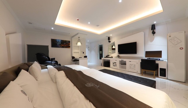 Hotel Encore