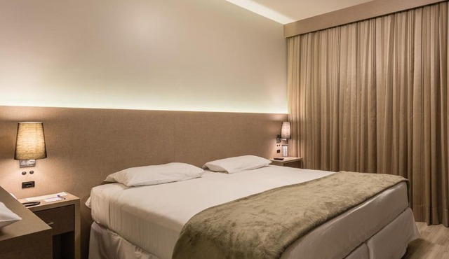 Hotel Farol da Ilha
