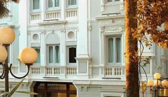 Hotel Flora