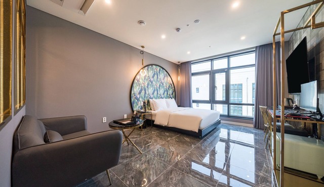 Hotel Four Star